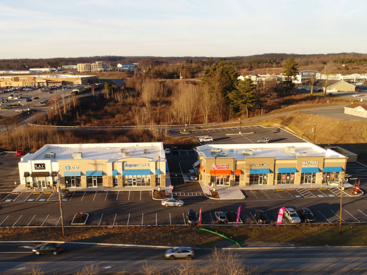 Shoppes at Dubois Featured Listing Sambazis Retail Group